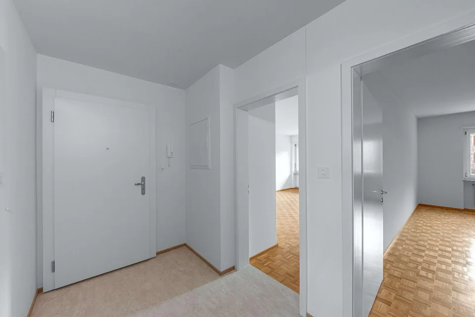 Ampio appartamento di 4,5 locali nel quartiere di Gundeldingen, vicino alla stazione SBB