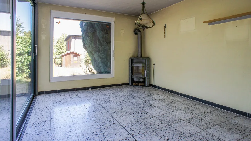 Grosses EFH mit Pool und sehr grossem Garten