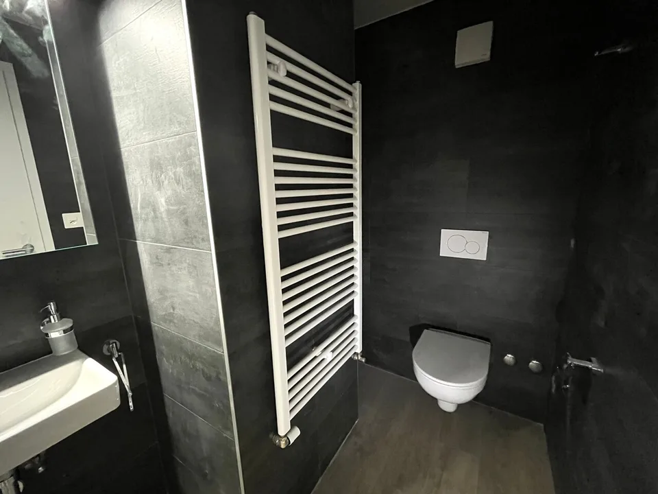 Beau studio neuf à Yens