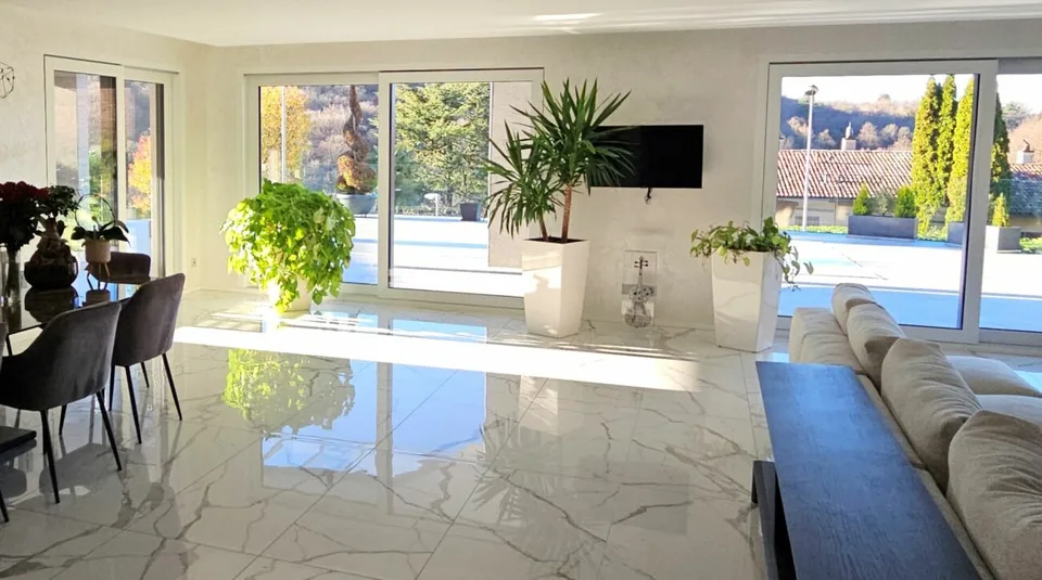 Modern Luxury Villa