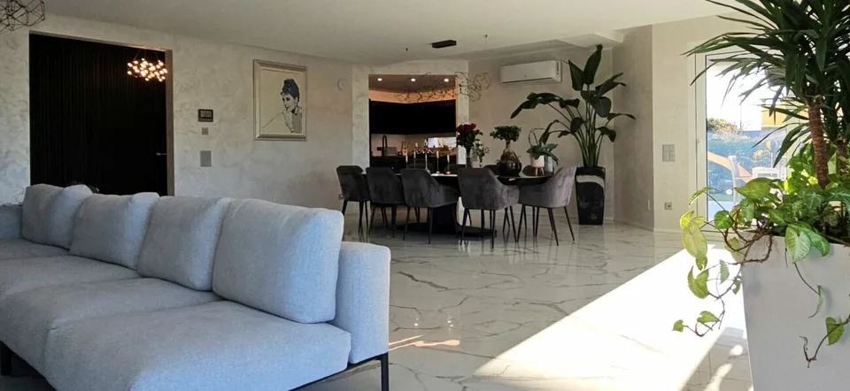 Modern Luxury Villa