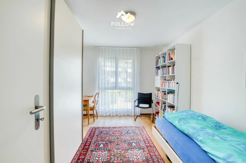 Idylle trifft auf Eleganz: Grosszügige 4.5-Zimmer-Wohnung an schöner Grünlage