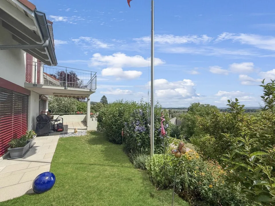 Detached 5½-room single-family house in prime location with excellent views