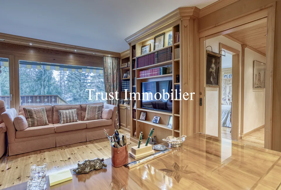 5008. Exceptionnel SKI IN/OUT appartement au centre de Crans