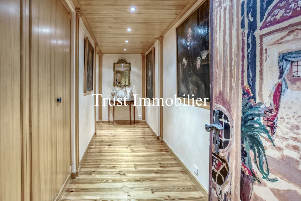 5008. Exceptionnel SKI IN/OUT appartement au centre de Crans