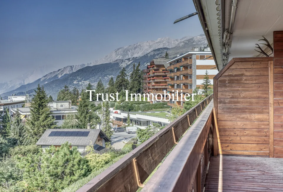 5006. Appartamento 5.5pcs in un contesto privilegiato a Crans