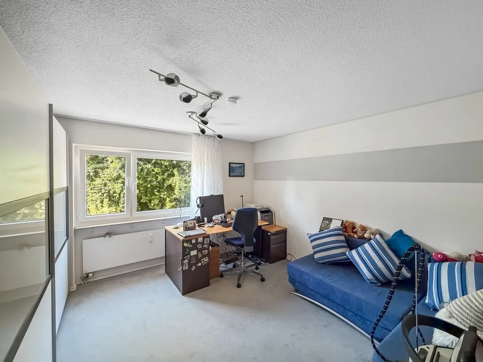 Charming 3.5-room garden apartment in Büsingen am Hochrhein - commission-free, 180 m to the Rhine