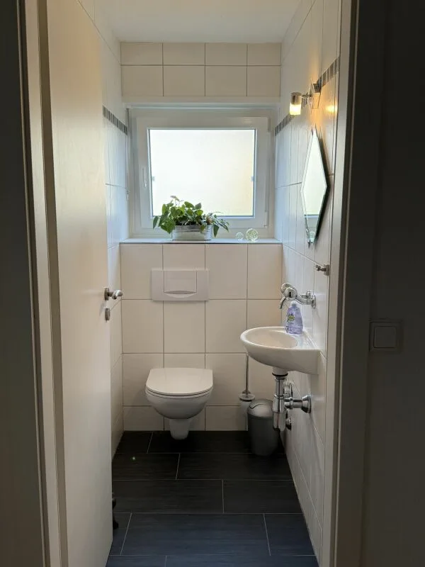 Charming 3.5-room garden apartment in Büsingen am Hochrhein - commission-free, 180 m to the Rhine