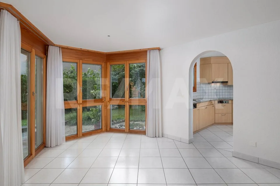 Spacious 4.5-room garden apartment in a quiet location in Einsiedeln for sale!