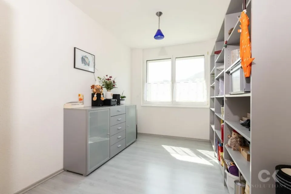 Family paradise with beautiful garden and far-reaching views