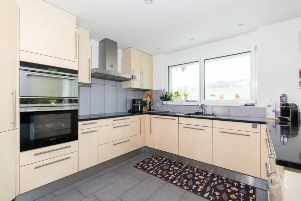 Family paradise with beautiful garden and far-reaching views