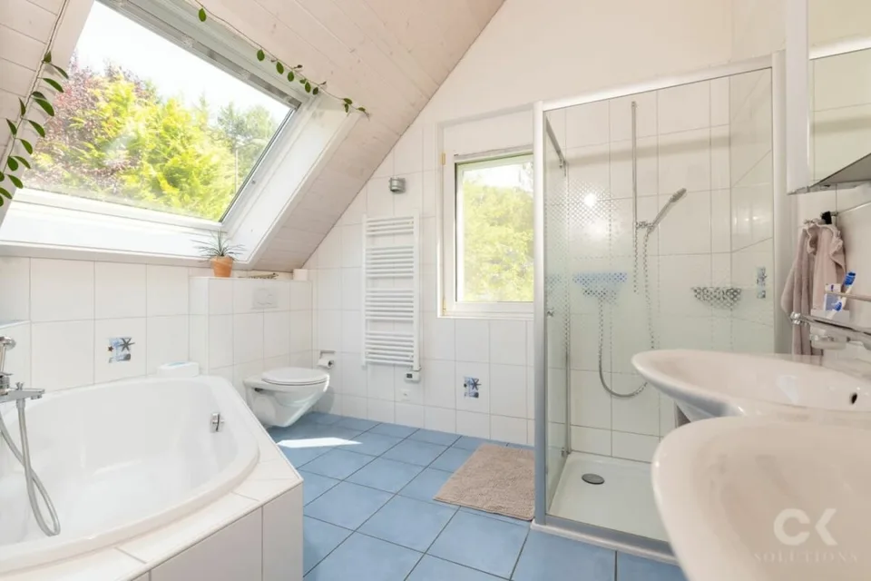 Family paradise with beautiful garden and far-reaching views