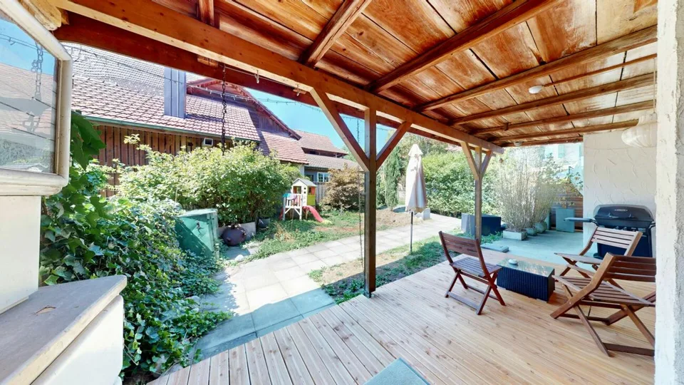Une maison qui raconte des histoires ! Expérience de vie unique à Brittnau
