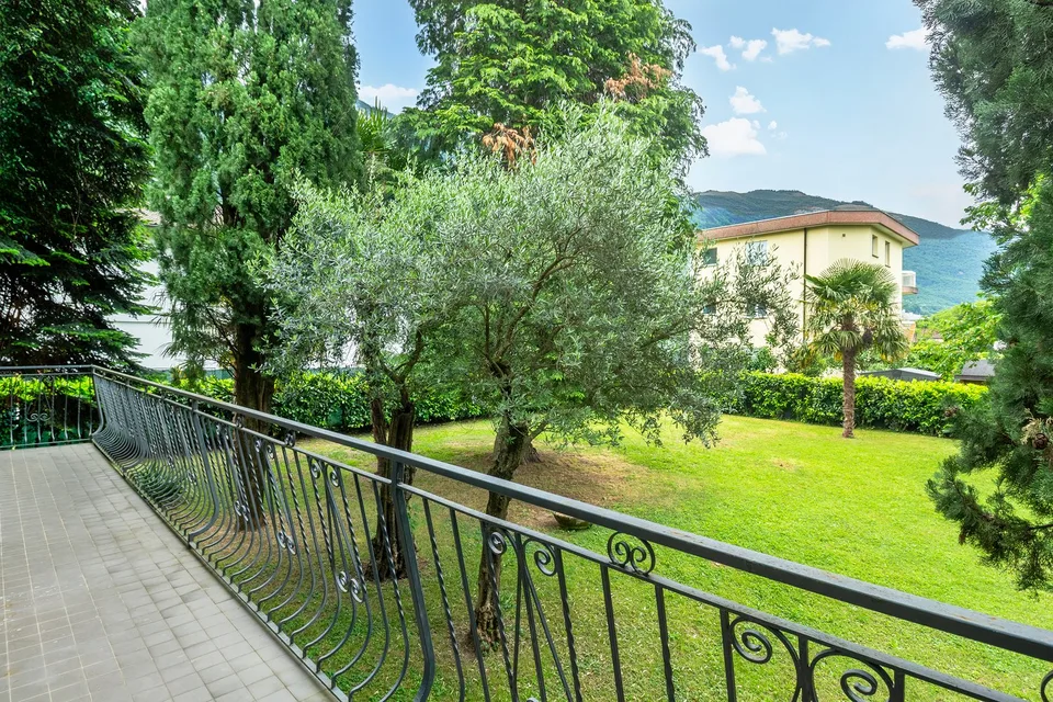 Ampia proprietà con possibile sviluppo su R3