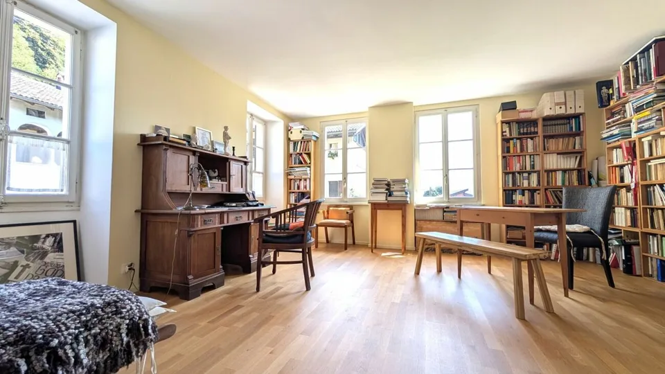 Haus mit Charme und Wintergarten sowie Bergpanorama