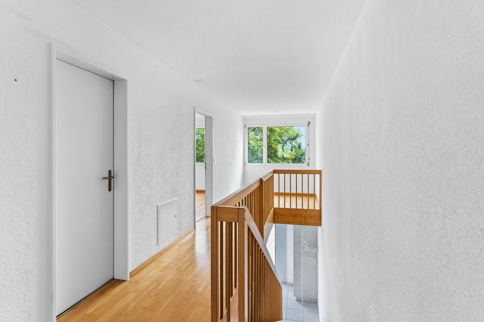 Incantevole appartamento maisonette 5.5 locali a Villmergen – disponibile immediatamente!