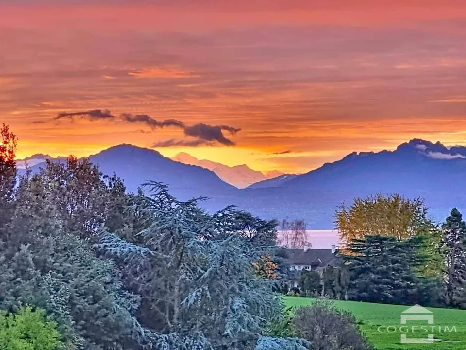 Appartamento luminoso di 4,5 locali a due passi dal Lago di Ginevra