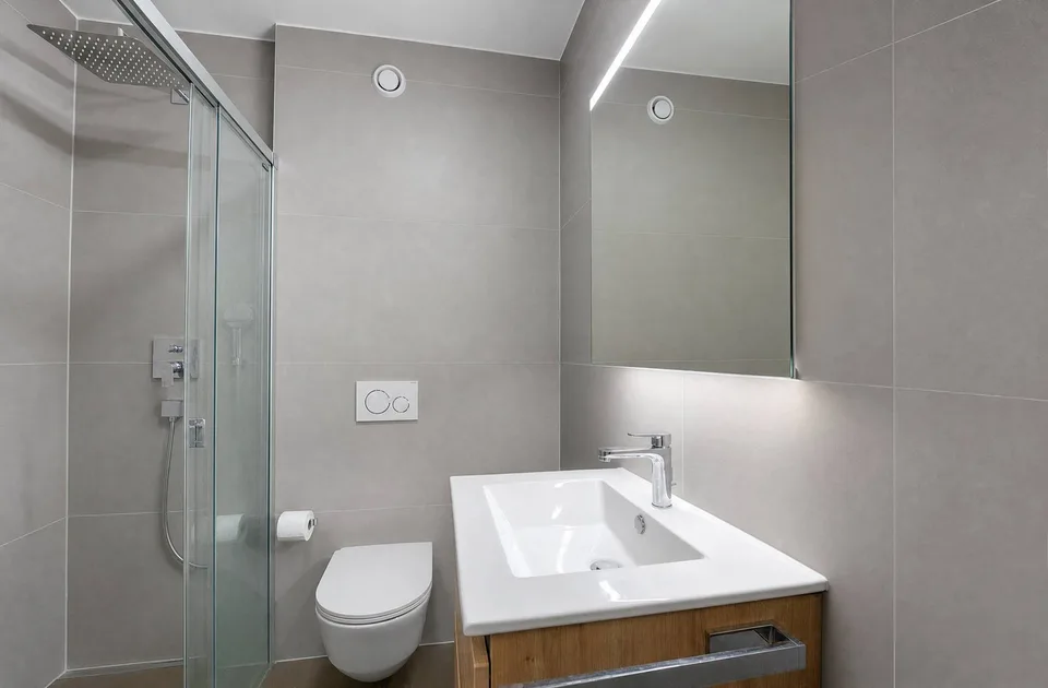 Bello appartamento recente di 3.5 locali con ampio balcone e vista sul lago