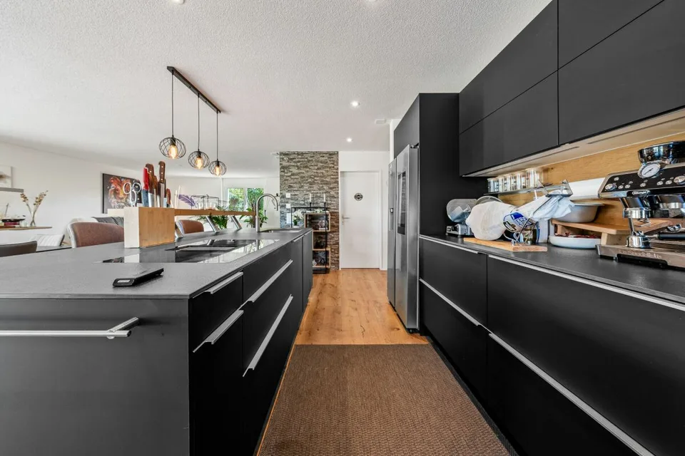 Appartamento attico esclusivo di 5,5 locali con terrazza di 152 m² & vista panoramica!
