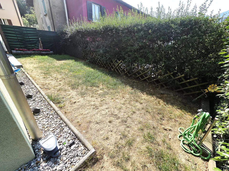 Wohnung mit 3.5 Zimmern und Garten in Camorino