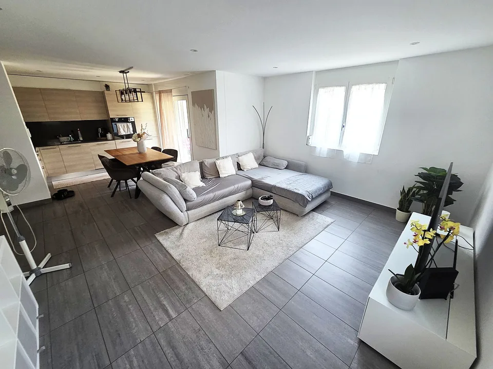 Wohnung mit 3.5 Zimmern und Garten in Camorino