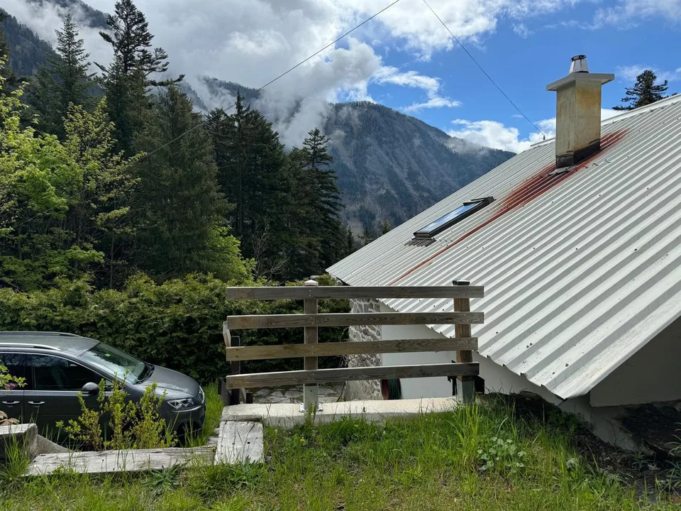 Chalet di carattere a Plan-Cernet – 4,5 locali con terreno