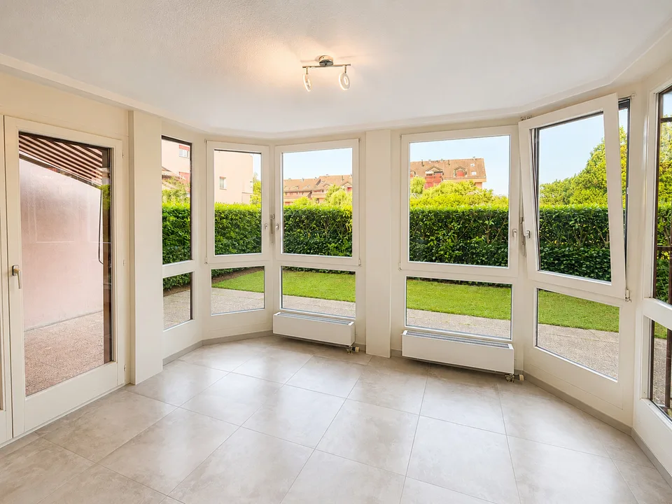 Appartement lumineux avec terrasse et jardin privatif