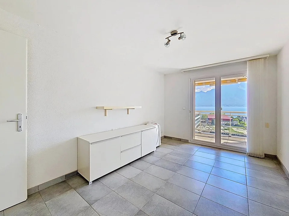 Superbe Attikawohnung mit 4 Zimmern, großer Terrasse und Panoramablick
