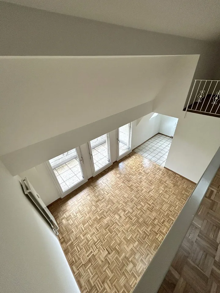 Delizioso appartamento in maisonnette di 3,5 locali con balcone