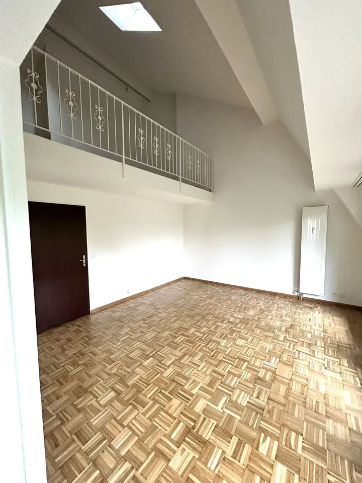 Delizioso appartamento in maisonnette di 3,5 locali con balcone