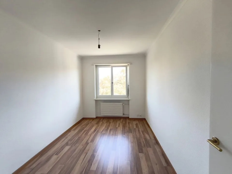 Helle Wohnung an zentraler Lage in Zürich befristet bis März 2027
