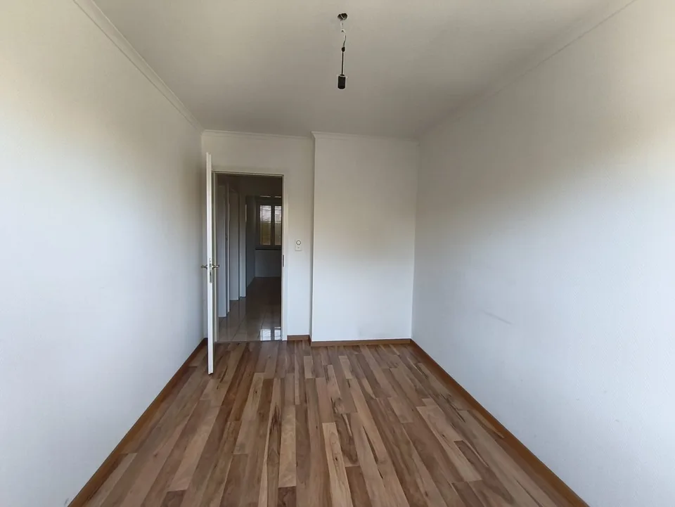 Helle Wohnung an zentraler Lage in Zürich befristet bis März 2027