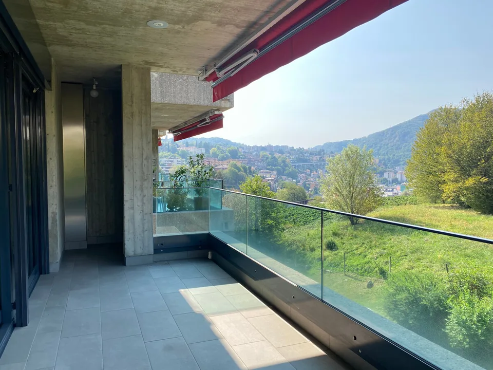 VACALLO  AMPIO 4.5 LOCALI CON TERRAZZE E VISTA APERTA