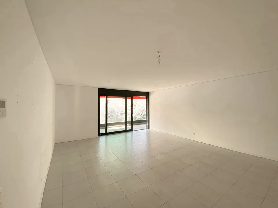 VACALLO  AMPIO 4.5 LOCALI CON TERRAZZE E VISTA APERTA