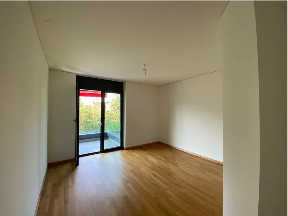 VACALLO  AMPIO 4.5 LOCALI CON TERRAZZE E VISTA APERTA
