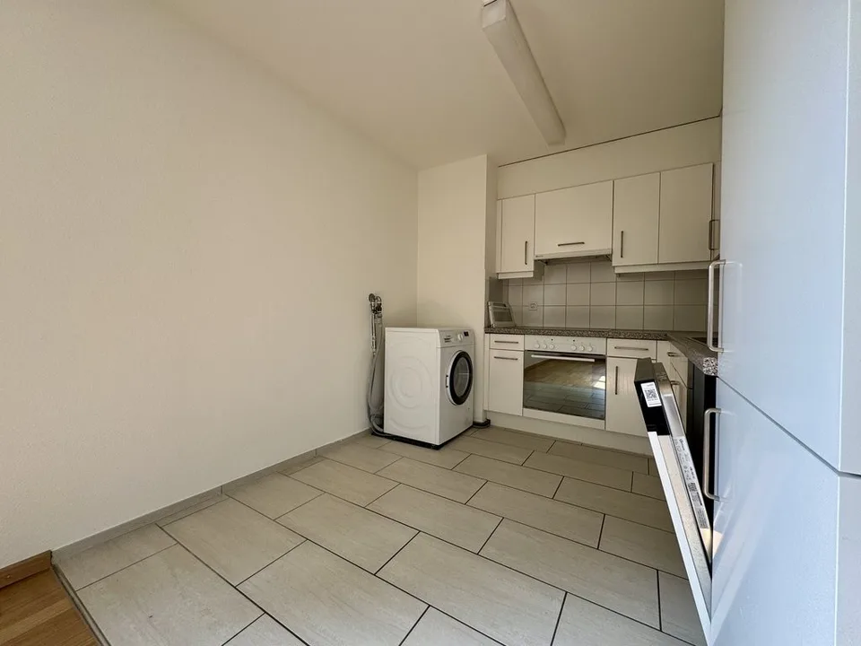 GEMÜTLICHE WOHNUNG IN STADTNÄHE -1x MIETZINS GESCHENKT