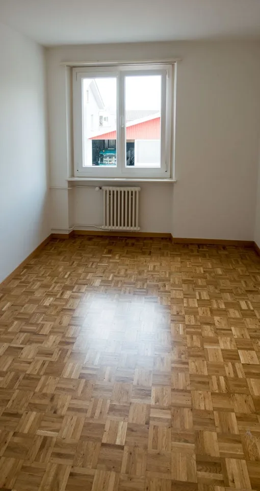 Gemütliche 4-Zimmer-Wohnung mit Balkon in Niederurnen