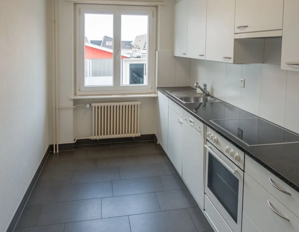 Gemütliche 4-Zimmer-Wohnung mit Balkon in Niederurnen