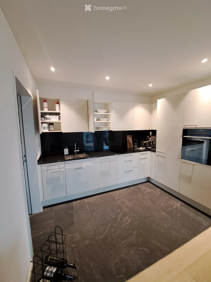 Moderne 2.5-Zimmer-Wohnung in Rickenbach Sulz – Neubau mit Balkon und Lift