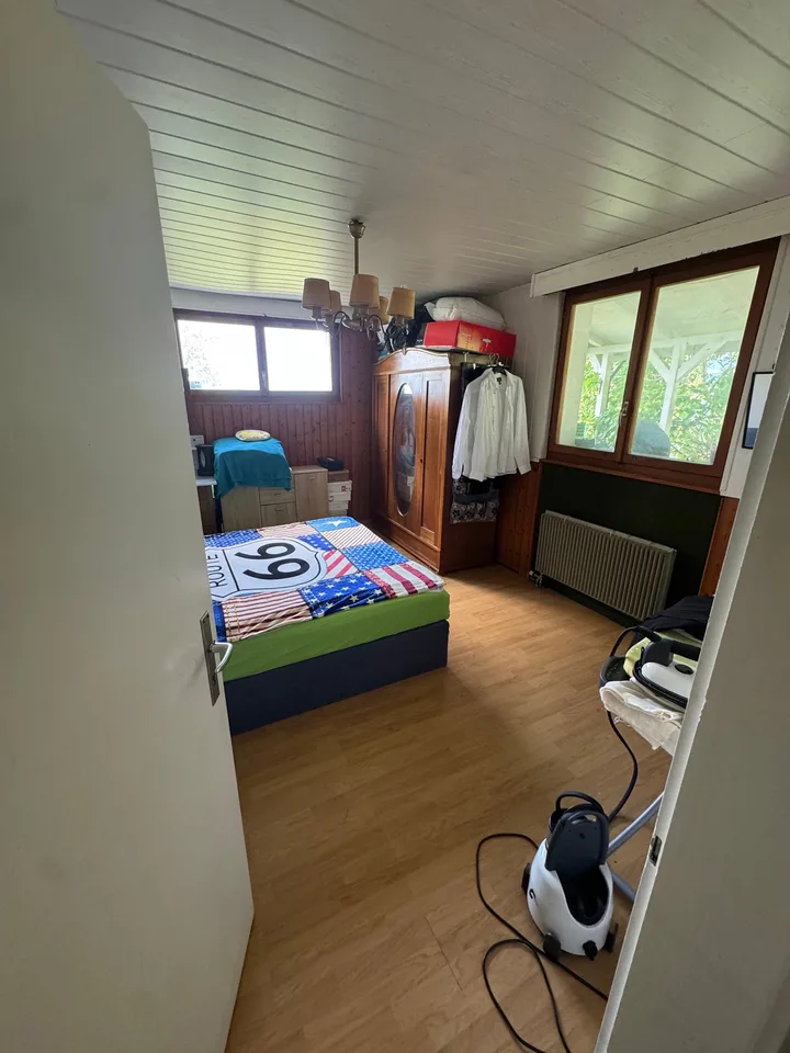 Exklusiv - Einzelvilla mit 6 Zimmern zur Renovierung, mit Garten und Bergblick