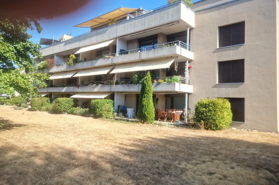 Bright 3.5-room apartment with balcony in a quiet location in Ittigen