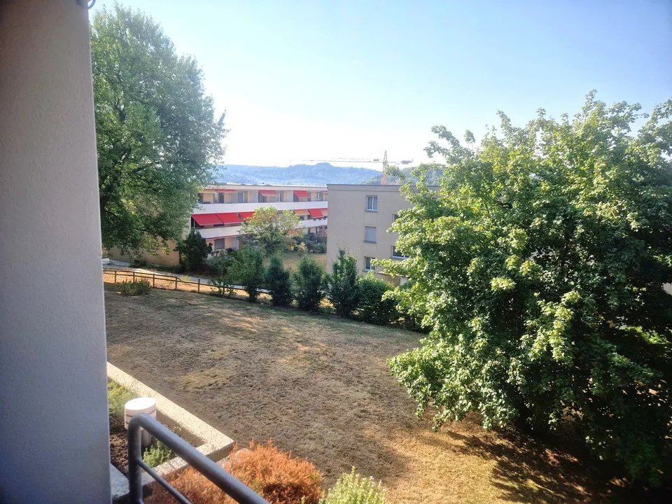Bright 3.5-room apartment with balcony in a quiet location in Ittigen