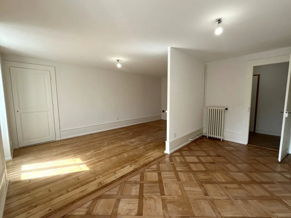 Magnificent 3.5 rooms renovated with balcony and garden in Yverdon-les-Bains