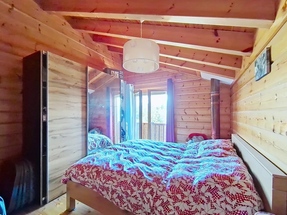 Arbaz, 5.5-room chalet of 175 m2 with garage and parking spaces