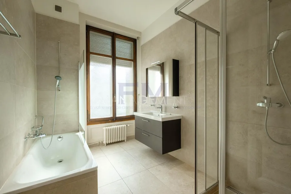 Boulevard der Philosophen ? 4 Zimmer von ca. 122 m² im 2. Stock