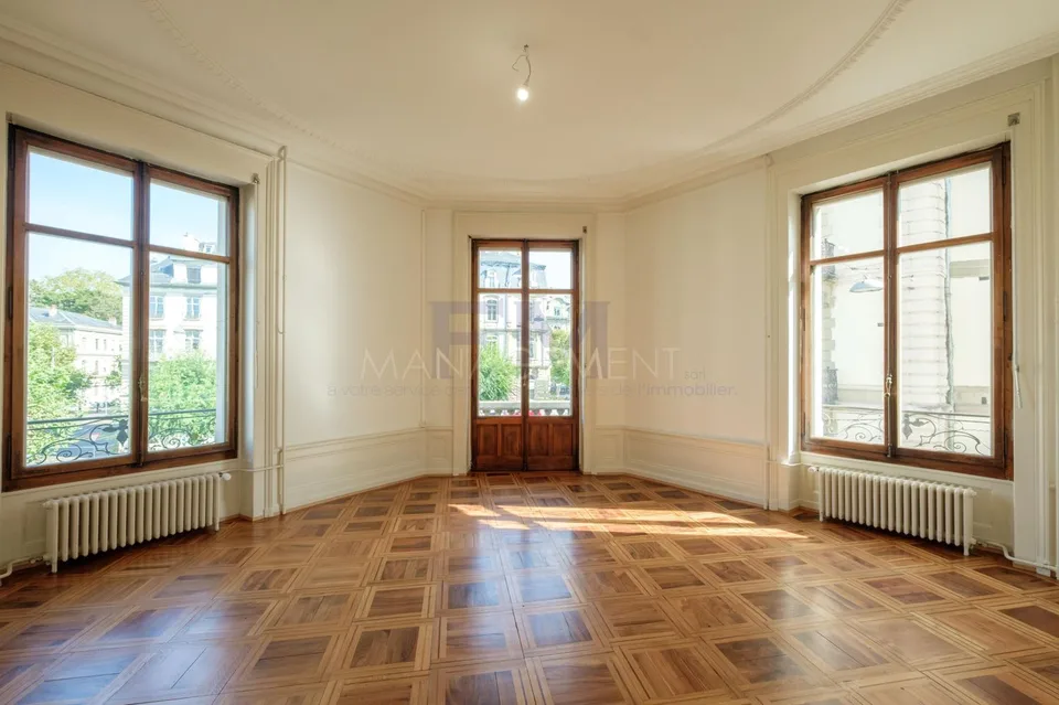 Boulevard der Philosophen ? 4 Zimmer von ca. 122 m² im 2. Stock