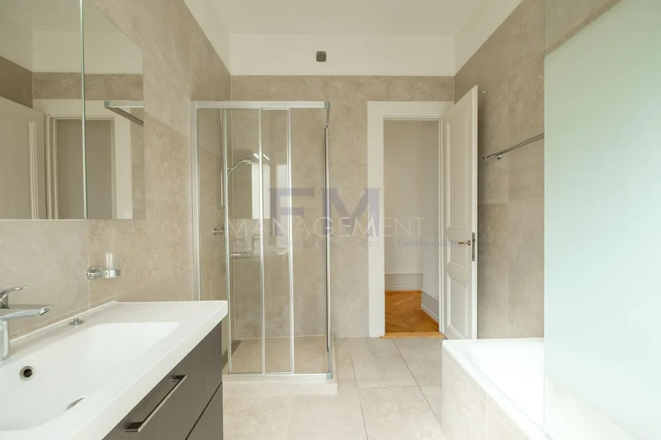 Boulevard der Philosophen ? 4 Zimmer von ca. 122 m² im 2. Stock