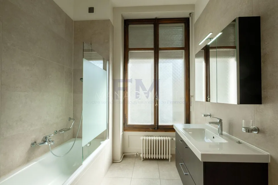 Boulevard der Philosophen ? 4 Zimmer von ca. 122 m² im 2. Stock