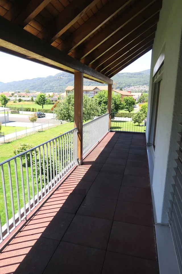 Appartement moderne 4 pièces avec balcon dans un quartier calme Kappel