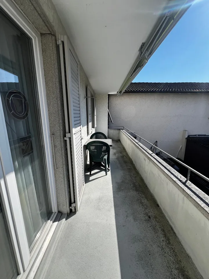 Appartement lumineux 3 pièces avec balcon à Büren an der Aare